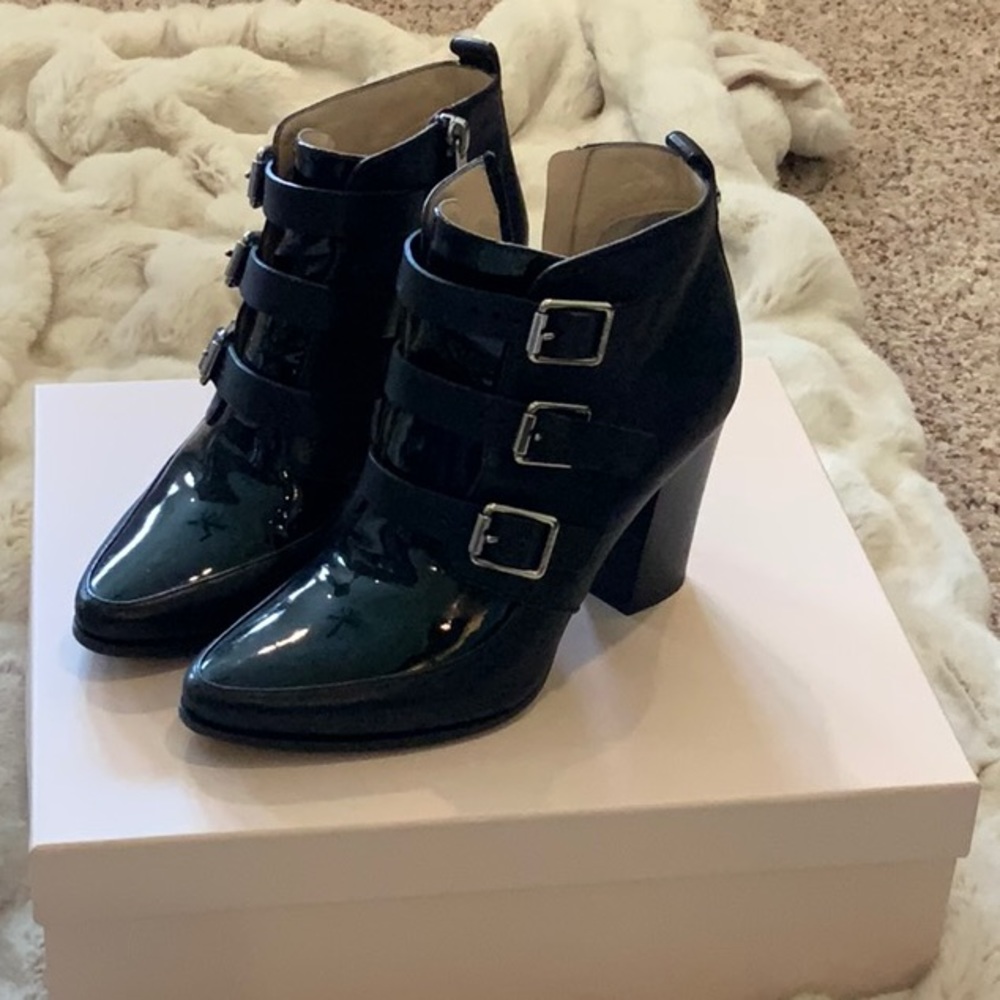 Black  Boots